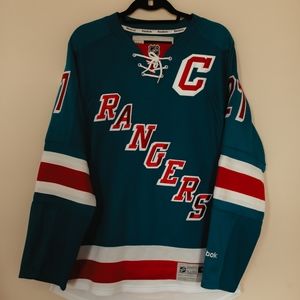 New York Rangers jersey comes with sick hat!